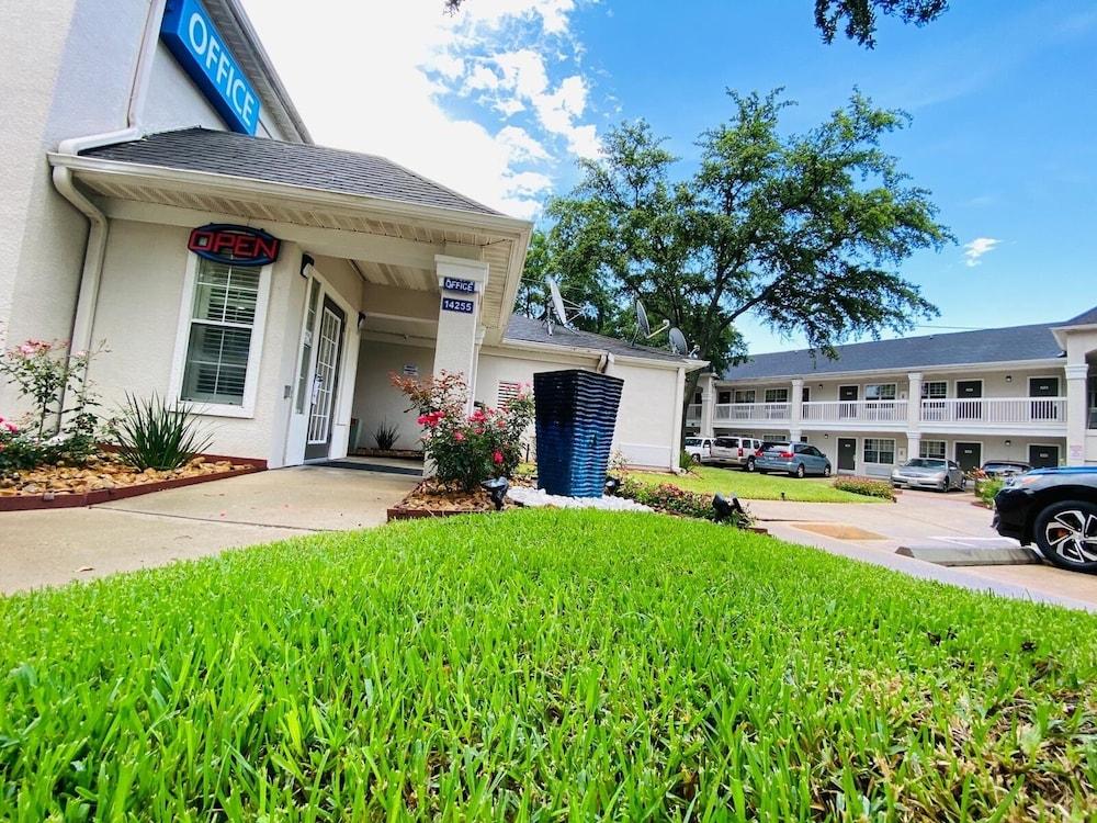 Otel 6-houston, Tx - Northwest Hwy 290