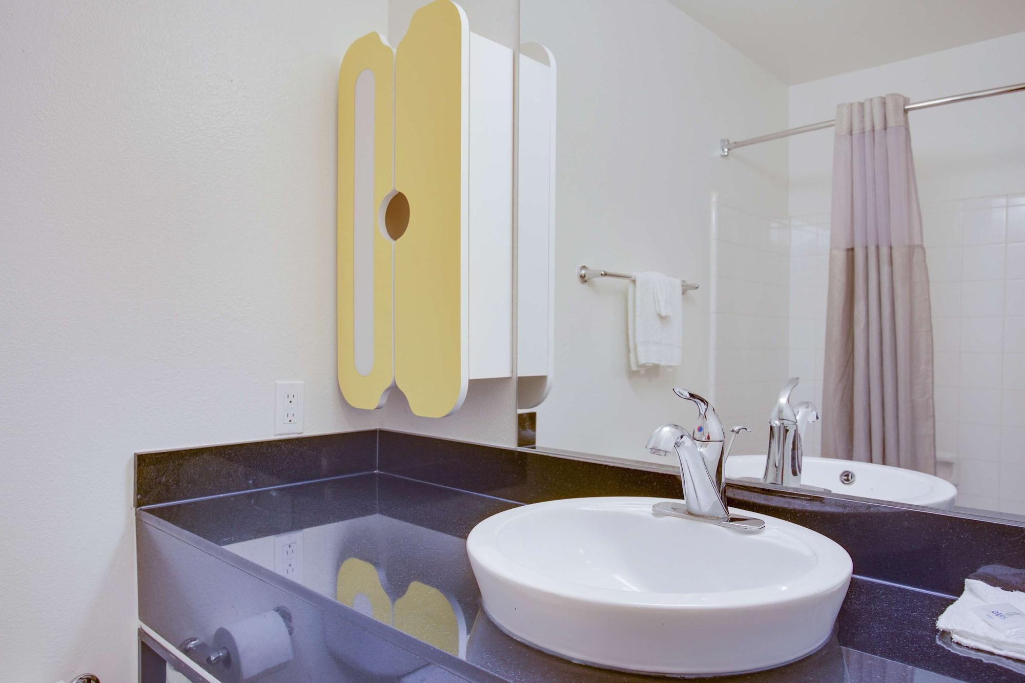 Otel 6-houston, Tx - Northwest Hwy 290 Houston